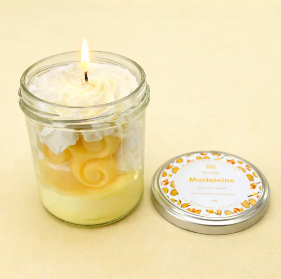 Bougie madeleine bretonne bretagne bretons vacances en bretagne souvenirs 100% made in france idée cadeau hygiène beauté cosmétiques de quiberon souvenir souvenirs bougie artisanale