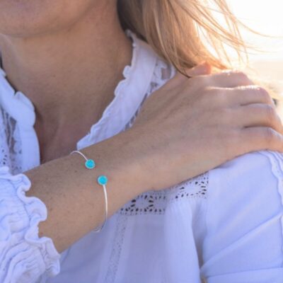 Bracelet vert d'eau bleu jonc femme argenté idée cadeau fête des mères noël qualité artisan verrier loupi verre souvenirs bretagne 100% made in france