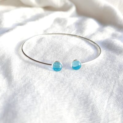Bracelet jonc argenté perles bleu lagon lumière belle idée cadeau femme fête des mères noël qualité jonc argent