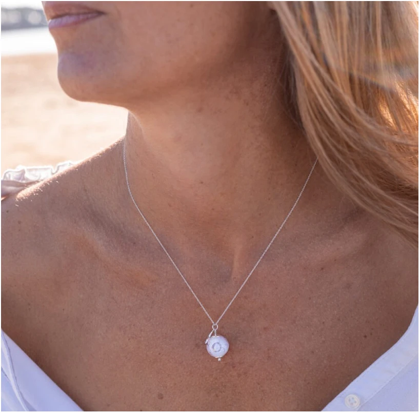 Collier femme blanc argent or doré loupi verre artisan verrier idée cadeau femme fête des mères noël