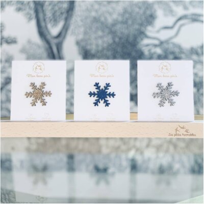 Pin's feutrine paillettes flocon de neige montagnes alpes pyrénées idée cadeau auvergne rhone alpes les petites hirondelles souvenirs 100% made in france