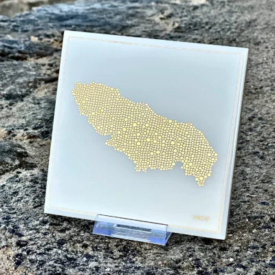 Carte Groix Bretagne dorée or faïence porcelaine oeuvre art idée cadeau décoration luxe thomas bertrand 100% made in France souvenir souvenirs france