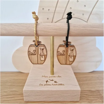 porte clés bois télécabine ski montagne idée cadeau auvergne rhone alpes les petites hirondelles souvenirs 100% made in france