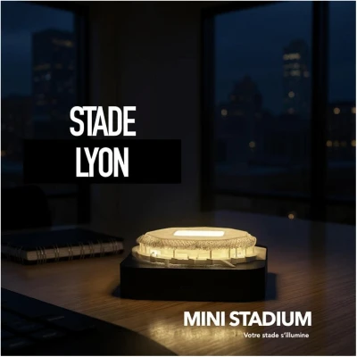 Mini stade lumineux Groupama Stadium Lyon OL olympique lyonnais auvergne rhône alpes souvenirs 100% made in France idée cadeau supporter