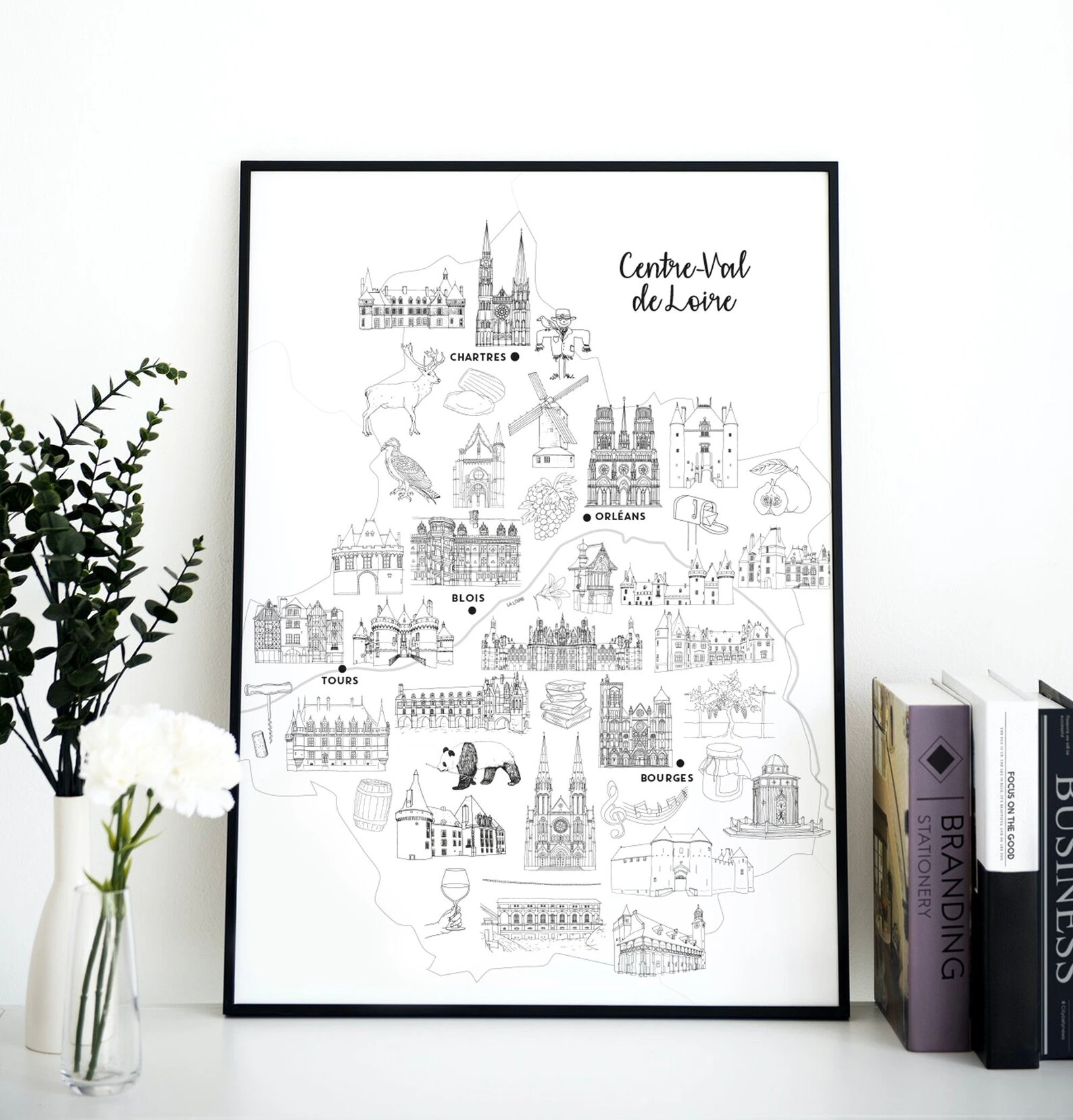 Affiche coloriage noir et blanc Centre Val de Loire souvenirs 100% made in France idées cadeaux produits régionaux