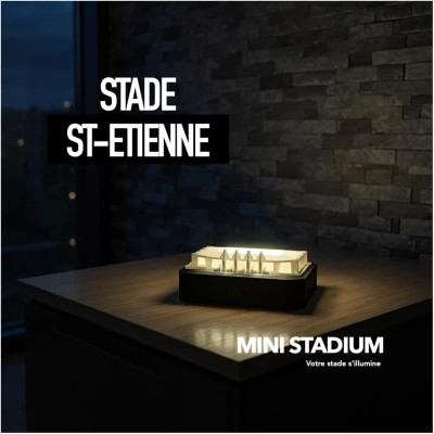 Mini stade lumineux saint Étienne Geoffroy Guichard région auvergne rhône alpes souvenirs 100% made in France