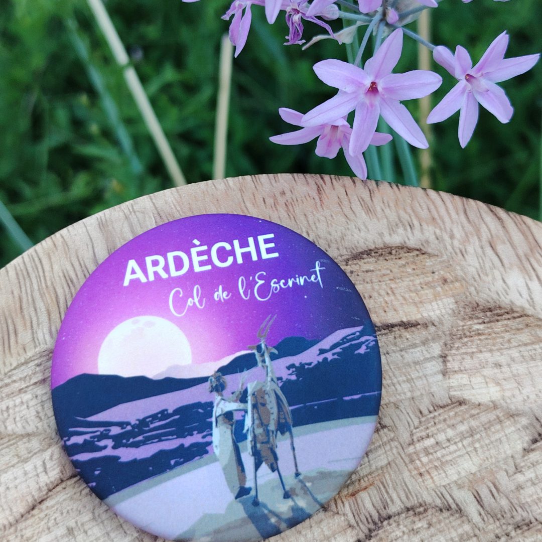 Magnet décapsuleur col de l'escrinet ardèche idée cadeau souvenirs 100% made in france