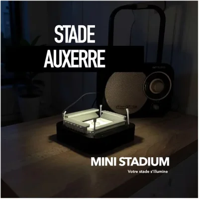 Mini stade lumineux de Auxerre Bourgogne Franche Comté souvenirs 100% made in France idée cadeau supporter
