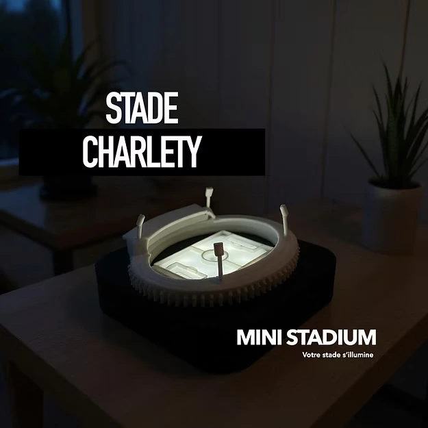Mini stade lumineux Charléty Paris Ile de France souvenirs 100% made in France idée cadeau supporter