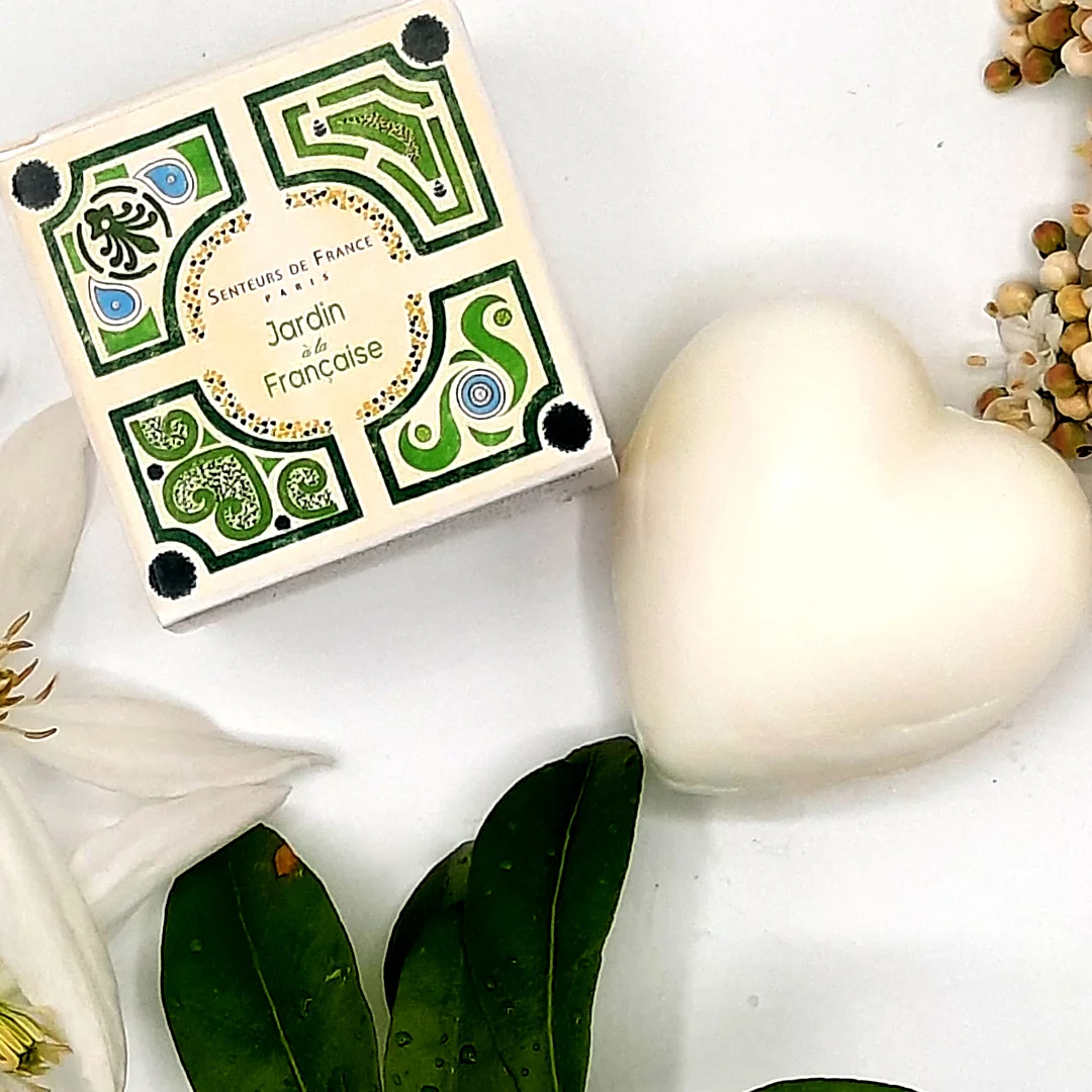 Savon Savonnette coeur muguet Paris jardins à la française france idée cadeau senteurs de France idées cadeaux 100% made in France souvenir souvenirs touriste french touch