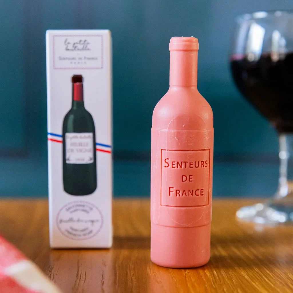Savonnette savon bouteille vin merlot senteur odeur vignes idée cadeau souvenir souvenirs 100% made in France idée cadeau touriste Senteurs de France